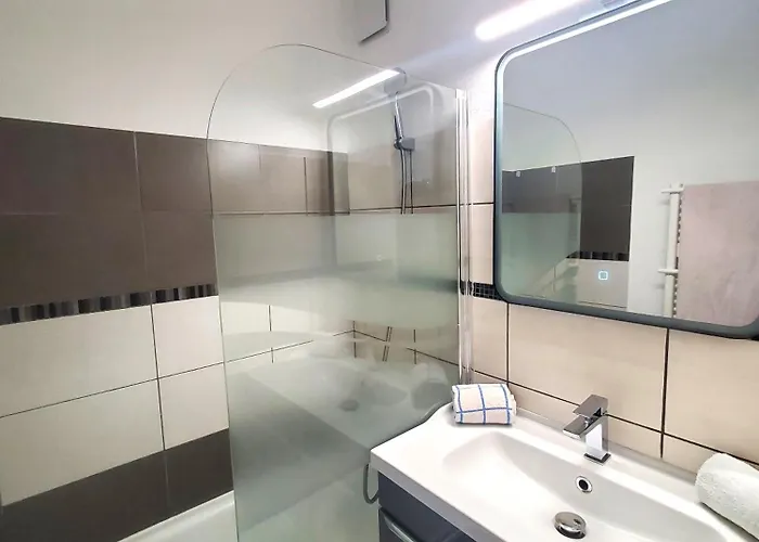 Vittoria Immobilier-375-vue Mer- Reglement Sur Place -cheques Acceptes Lägenhet *